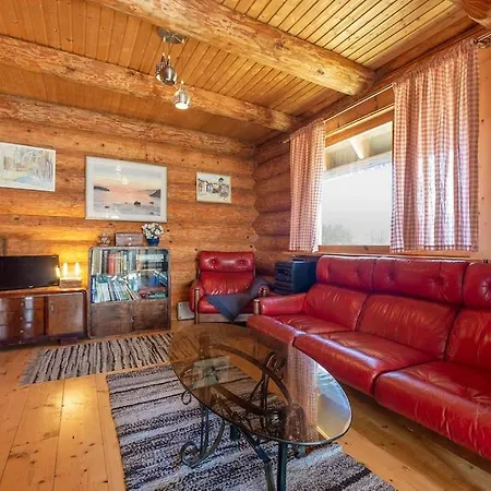 Cozy House In With Sauna